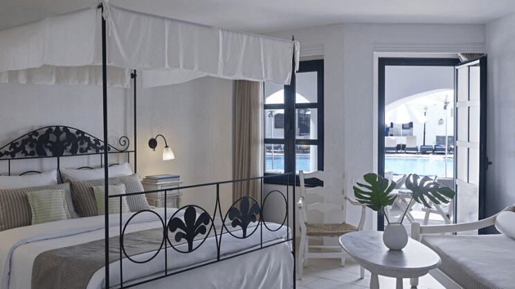 Adult Deluxe Garden/Mountain View Room